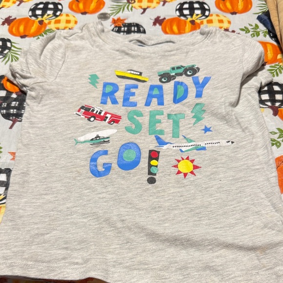 Old Navy Gray Kids Tee with Colorful Graphics - Picture 1 of 1
